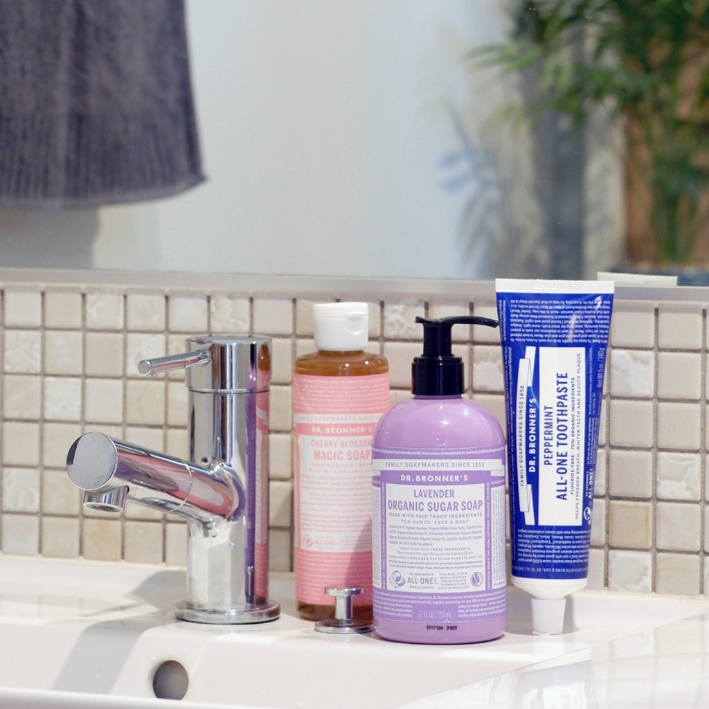 https://www.drbronner.jp/news/3631/